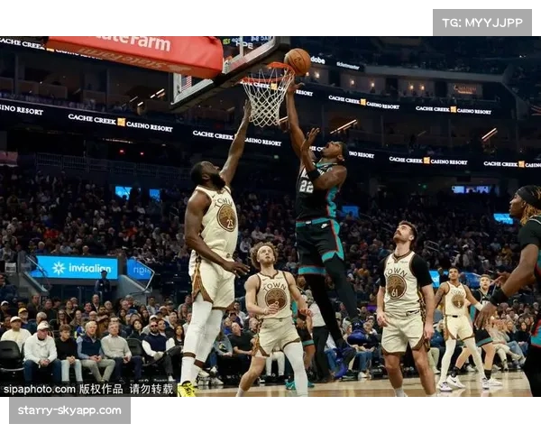 波尔津343变阵五后卫，汉堡防守反击战术面临收官考验